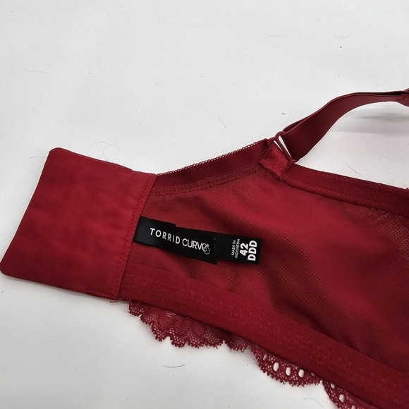 Torrid red satin and lace lightly padded bra women's size 42DDD - Picture 4 of 5